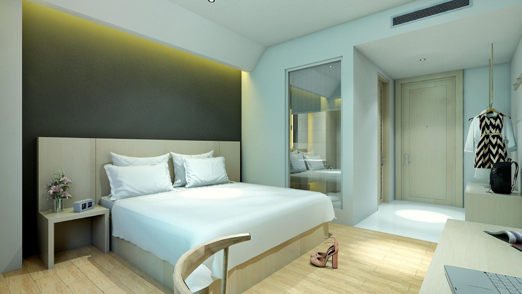 Hotel Santika Premiere Амбон Экстерьер фото